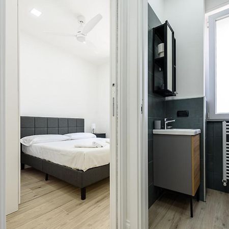 נאפולי Tommaseo Seaside Apartments מראה חיצוני תמונה