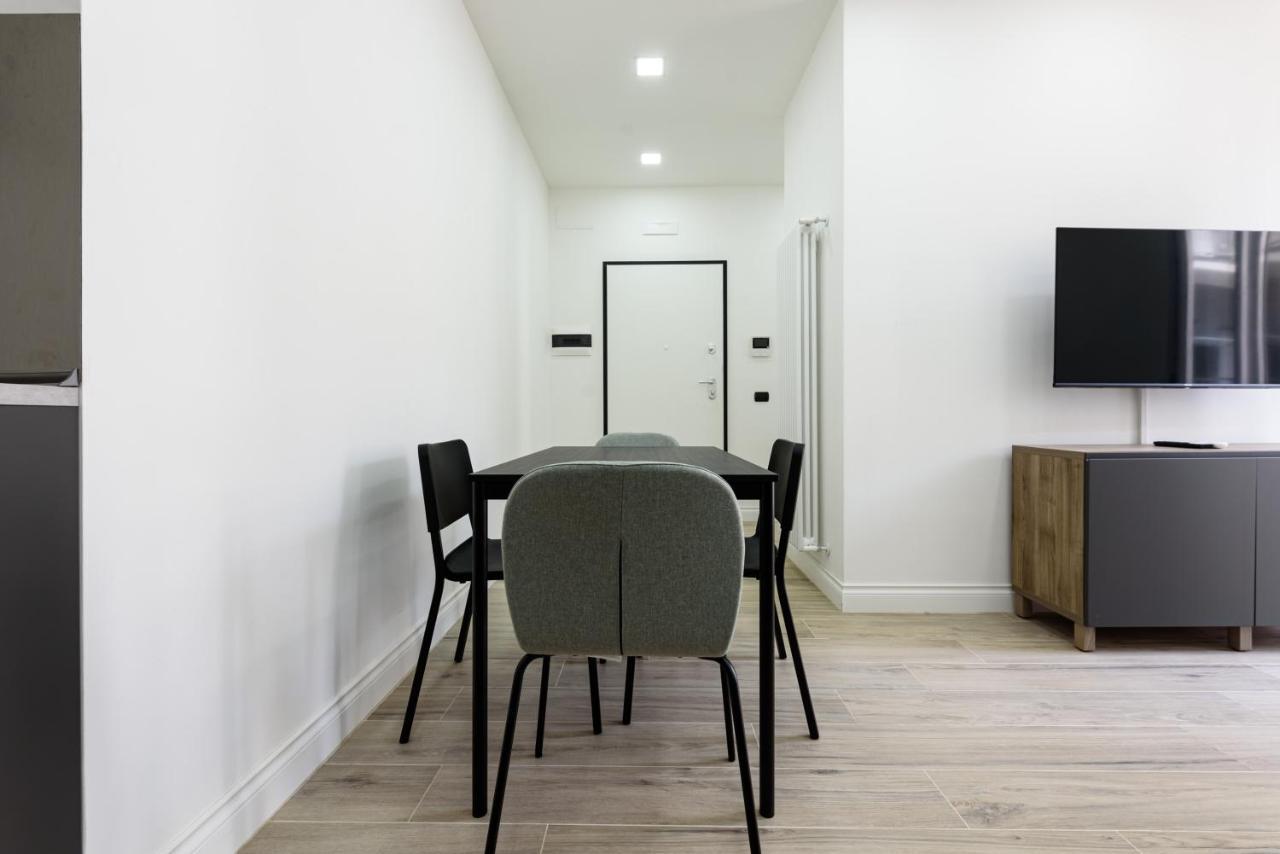 נאפולי Tommaseo Seaside Apartments מראה חיצוני תמונה